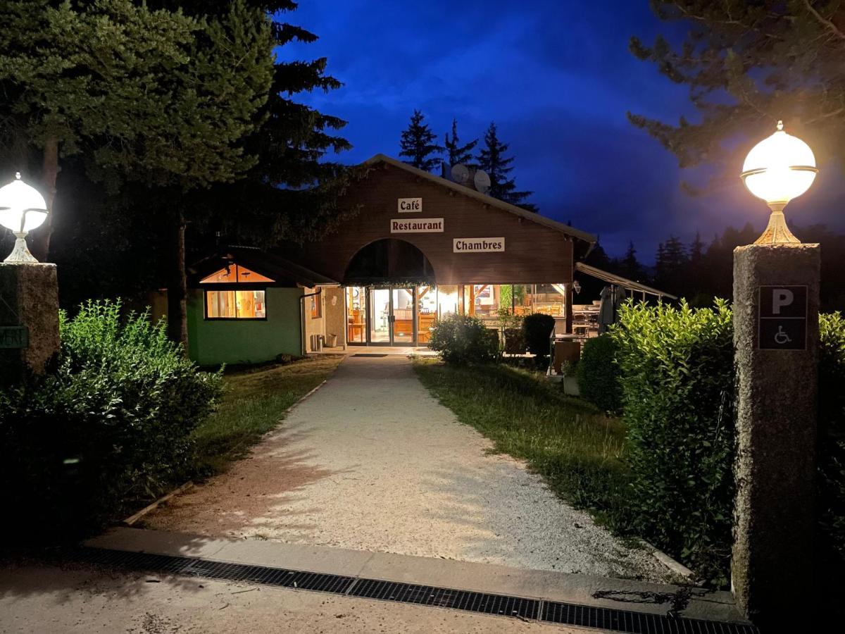 Logis Le Chalet Saint-Maurice-en-Trièves Exterior photo